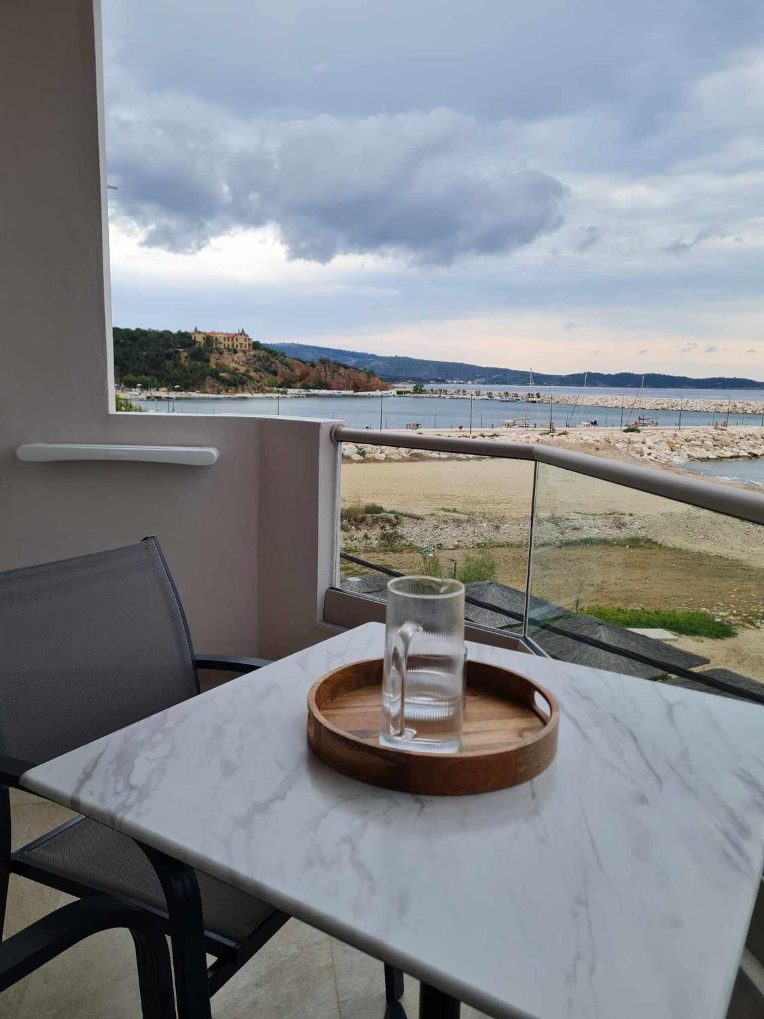 Anna Beach Suites Limenaria  Bagian luar foto