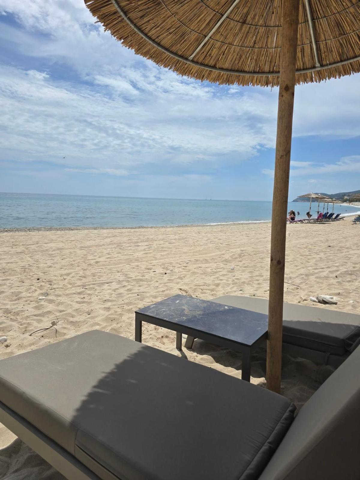 Anna Beach Suites Limenaria  Bagian luar foto