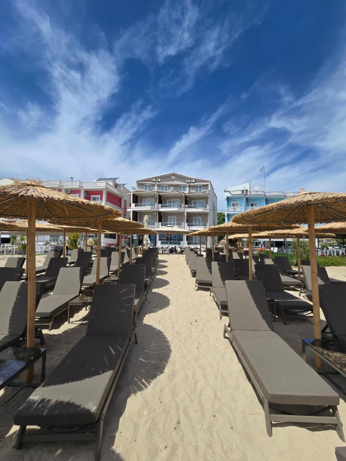 Anna Beach Suites Limenaria  Bagian luar foto
